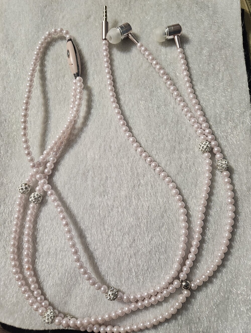 Elegant Pink Pearl Beaded Earbud Necklace